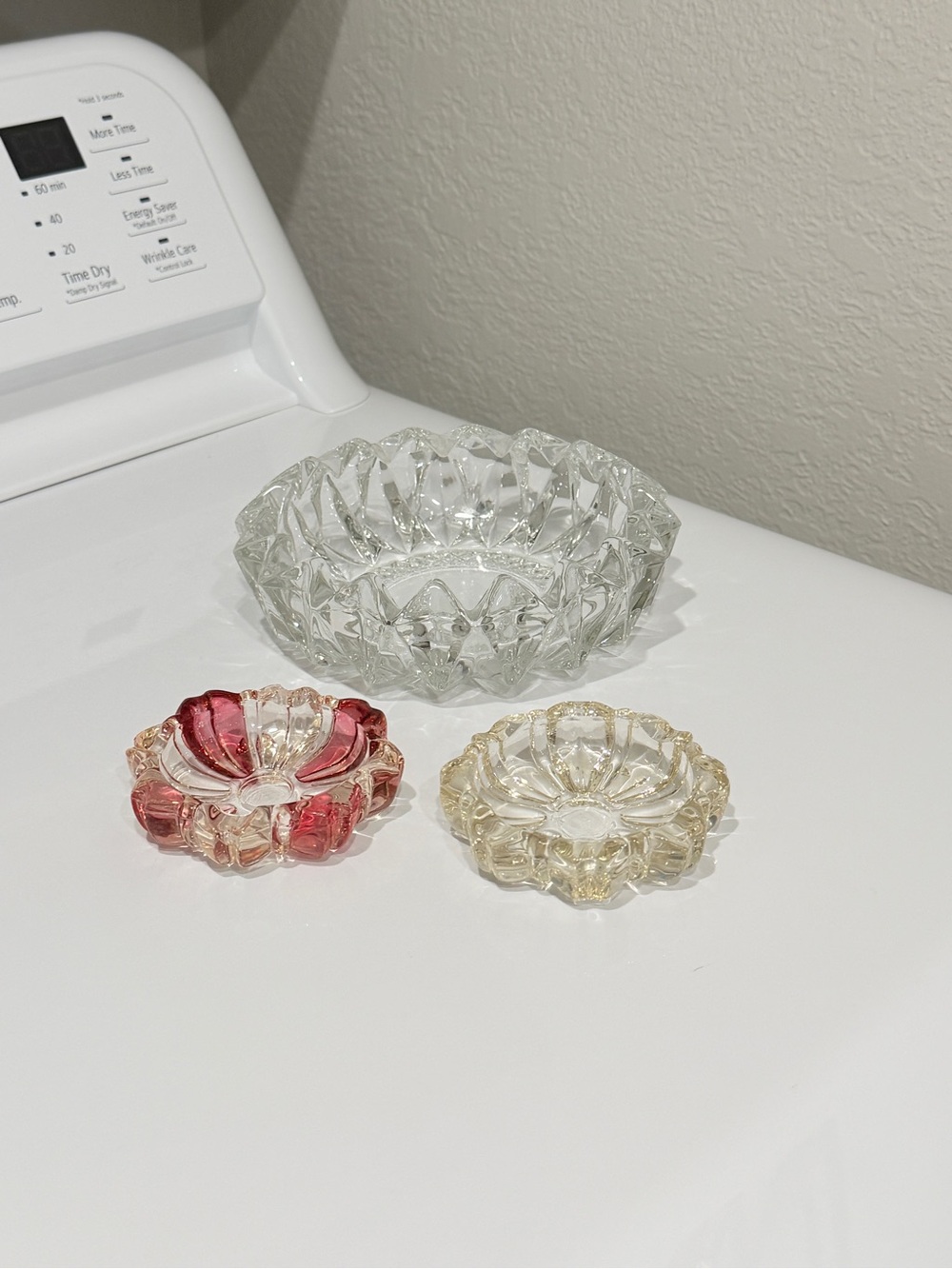 3 Vintage Anchor Hocking Glass Ashtrays Ruby Red and Clear - Picture 7 of 17